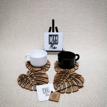 Load image into Gallery viewer, Leaf coasters- Set of 4
